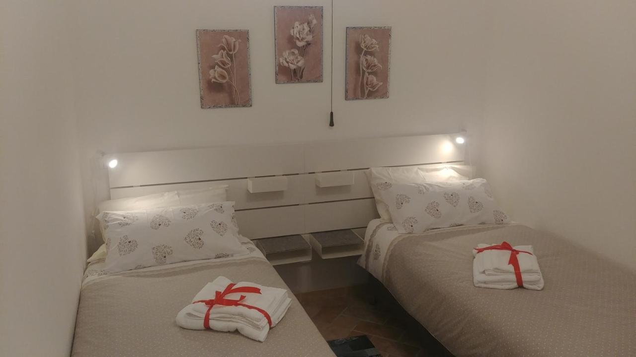 La Casa Di Alberto Камерино Екстериор снимка